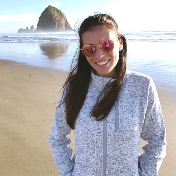 Meet your Posher, Darcie - Picture 1 of 1